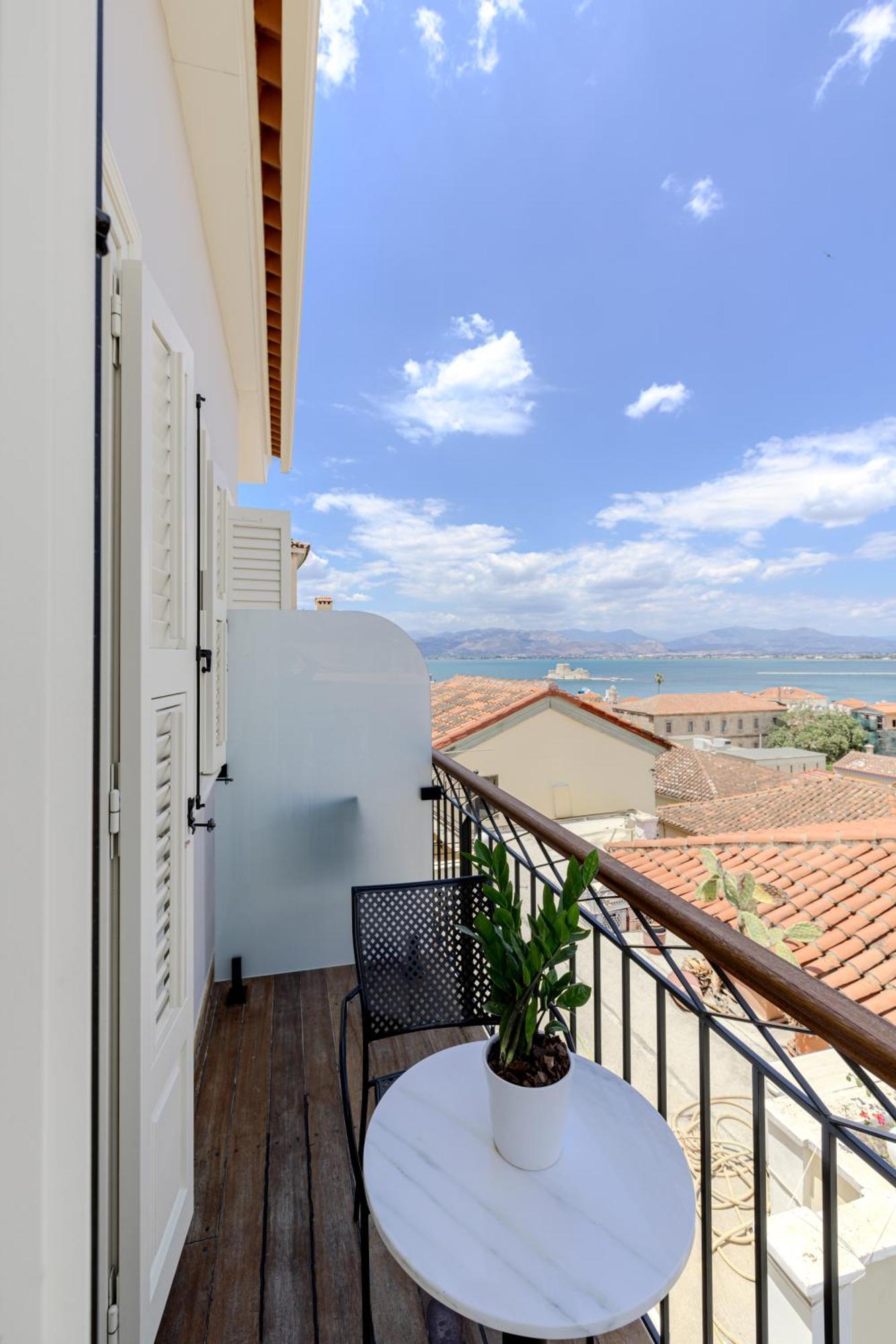 Nafplion Comfy Suites Екстериор снимка