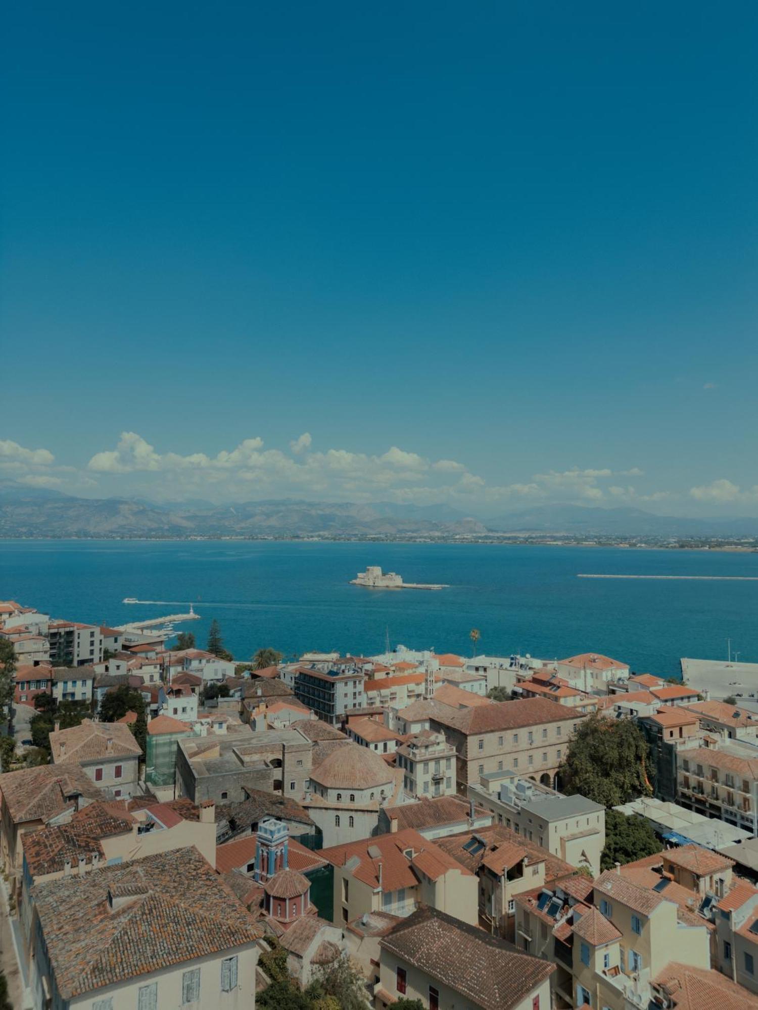 Nafplion Comfy Suites Екстериор снимка